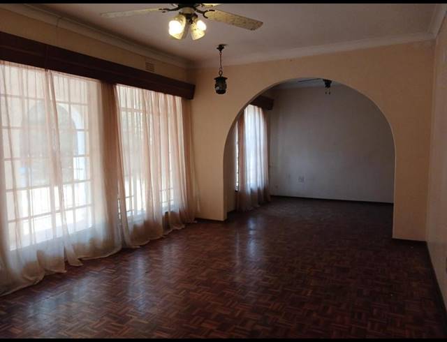 3 BEDROOM PROPERTY TO RENT IN BIRCH ACRES